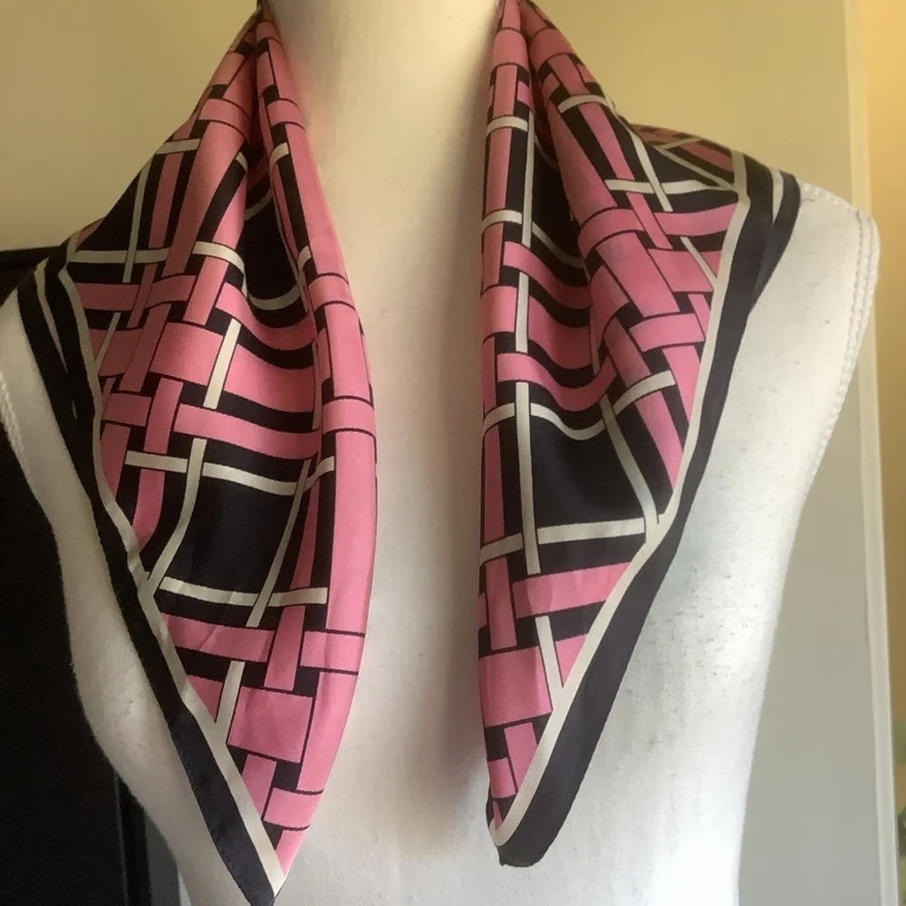 Navy/Pink/Ivory 21” Square Scarf